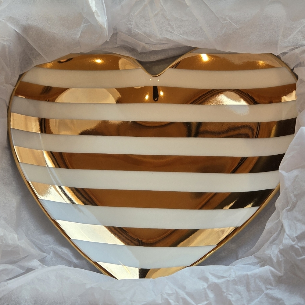New Kate Spade Heart Dish In Box - Picture 2 of 5